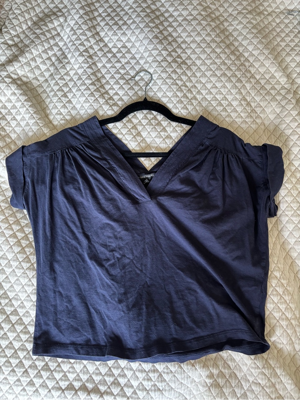Banana Republic Navy V-Neck Short Sleeve Blouse